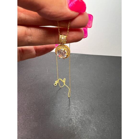 Signed FZN gold over Sterling CZ halo pendant and chain necklace - Picture 7 of 9